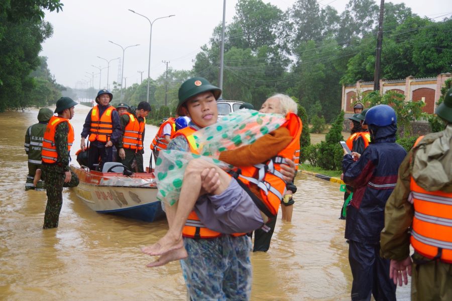 7_ikmc Những hình ảnh, tài liệu đặc sắc về “Quân đội anh hùng của một dân tộc anh hùng” - ảnh 6