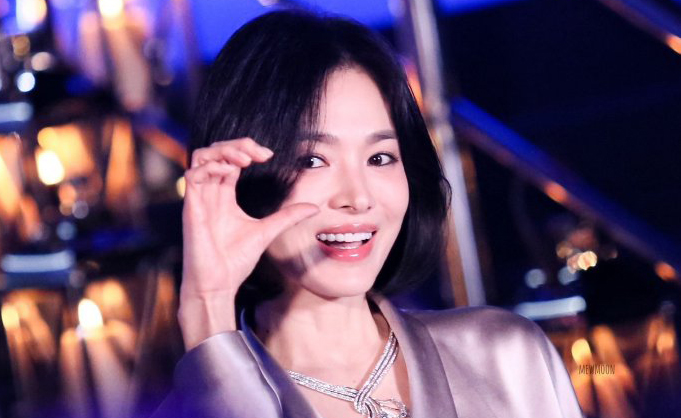 Song Hye Kyo tại Thái Lan ngày 25/11/2024