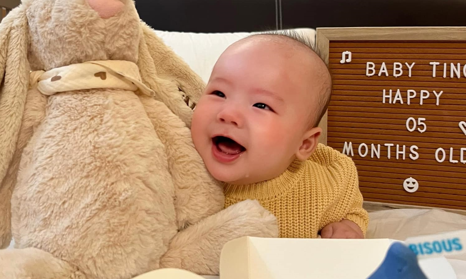 ve-dang-yeu-cua-con-trai-le-au-ngan-anh-1733728547 Vẻ đáng yêu của con trai Lê Âu Ngân Anh